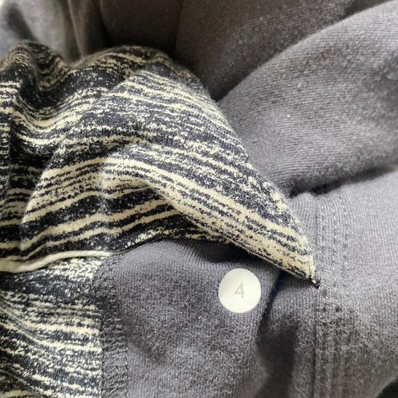 Lululemon Wrap jacket coat sweater grey size 4 Savasana - Picture 11 of 12